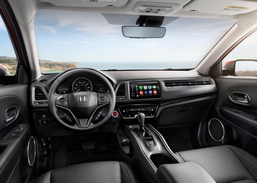 Торпедо Honda HR-V Touring 2018 года  (NA) (фото 6 из 20)